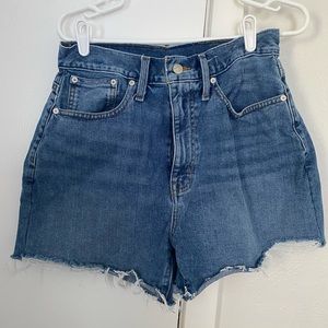 Madewell Mom Jean Denim Short size 29